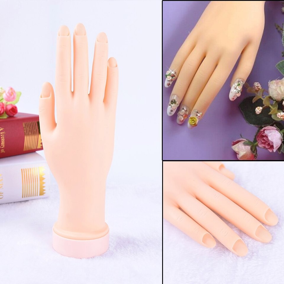 Bàn tay giả bằng silicon học nail