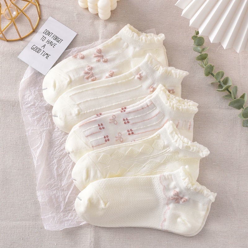 Set 5 Đôi Tất Nữ Tone Trắng Hoạ Tiết Hình Nơ Hồng Vintage Dễ Thương