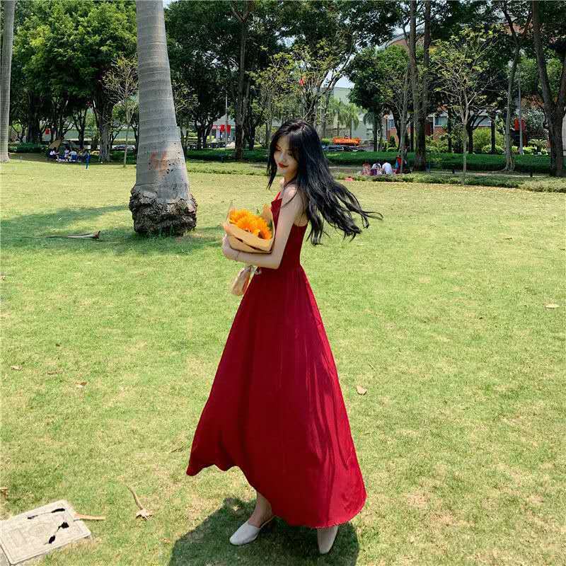 Đầm midi hai dây dáng chữ A lưng cao màu đỏ phong cách mới Pháp size lớn 2021