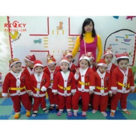 /Quần áo ông già Noel