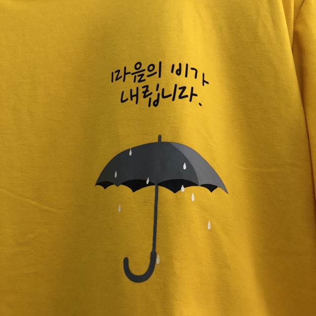 Áo thun tay lỡ Umbrella ☂️/ Nam Nữ Unisex/ FREESHIP 50K | BigBuy360 - bigbuy360.vn