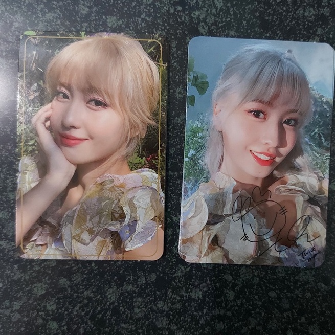 Card Album TWICE Momo Chính Hãng