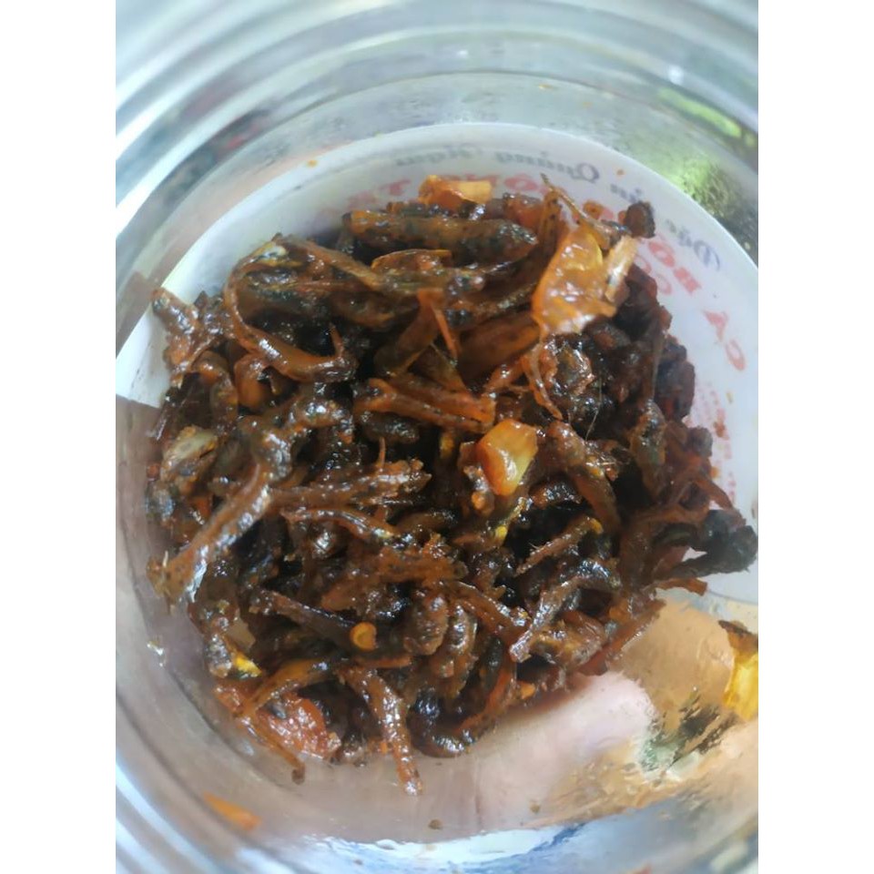 Cá Bống Sông Trà (100% Cá nhỏ) - Đặc Sản Quảng Ngãi hủ 300gr | BigBuy360 - bigbuy360.vn