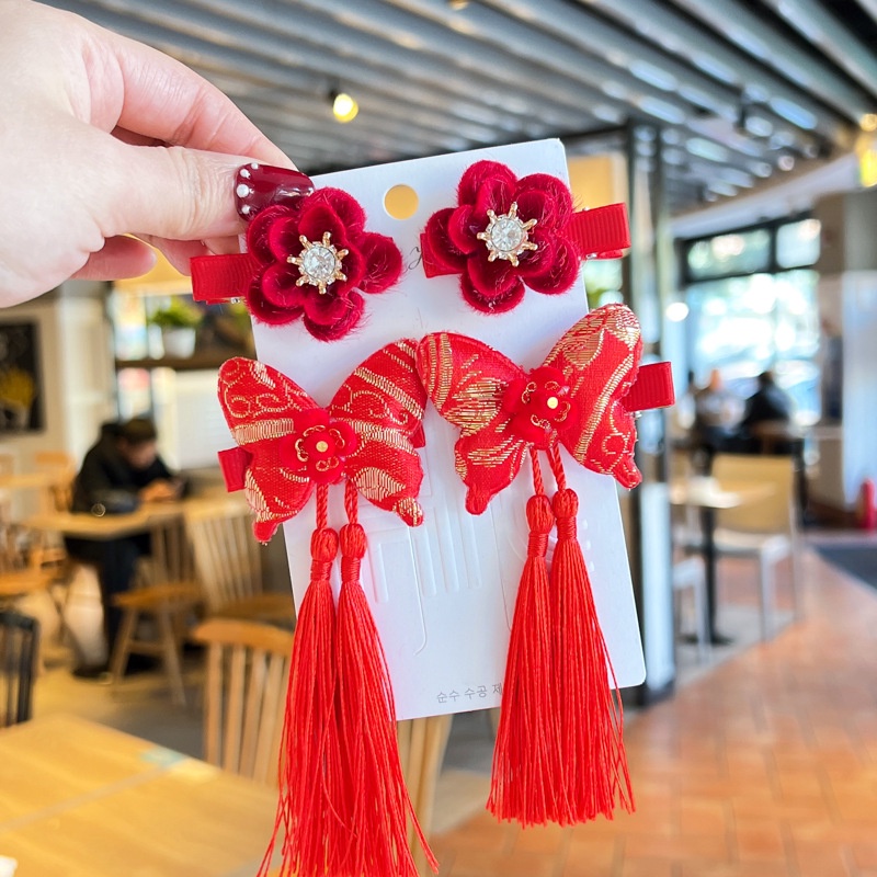 Bộ Hai Cặp Kẹp Tóc Đính Hoa Màu Đỏ Phong Cách Trung Hoa Mừng Năm Mới Cho Bé Gái