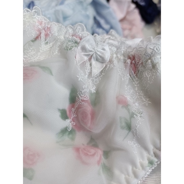 Quần lót thủ công