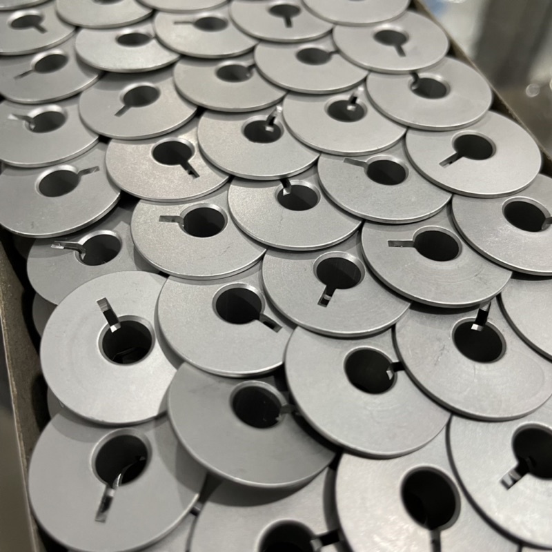 Suốt rãnh máy may ( máy khâu ) 1 kim công nghiệp