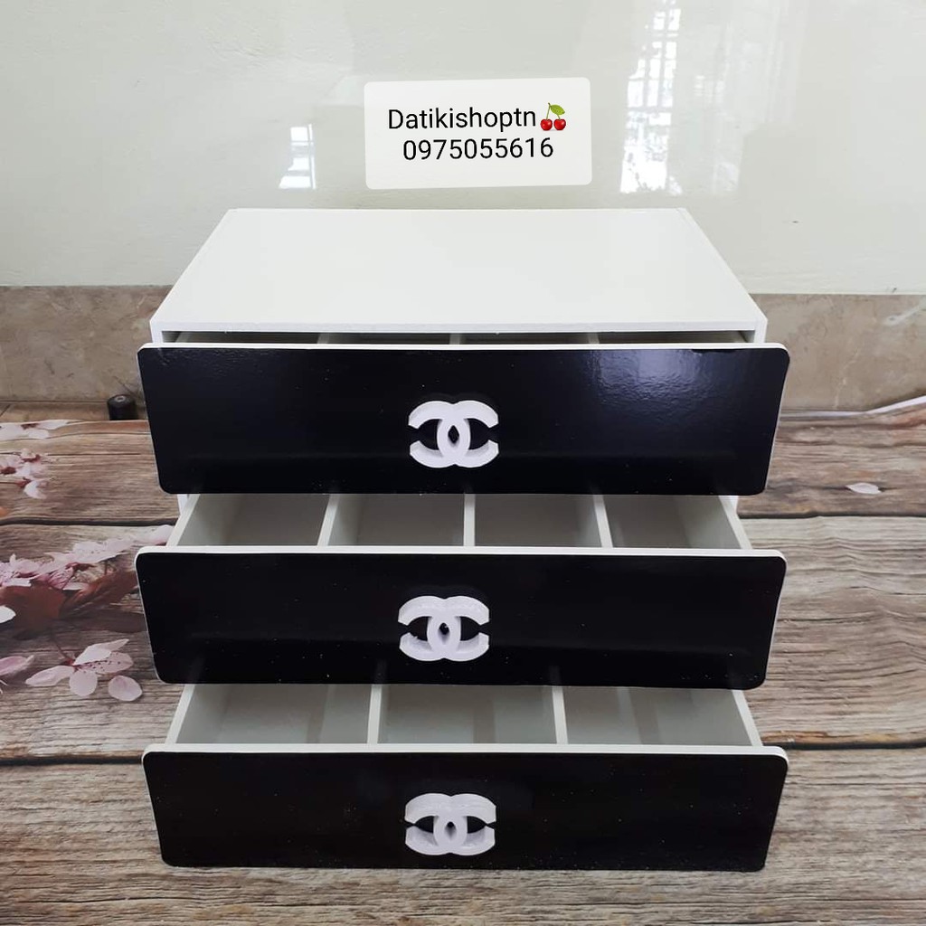 Kệ tủ đựng đồng hồ kính mắt đen 3 tầng