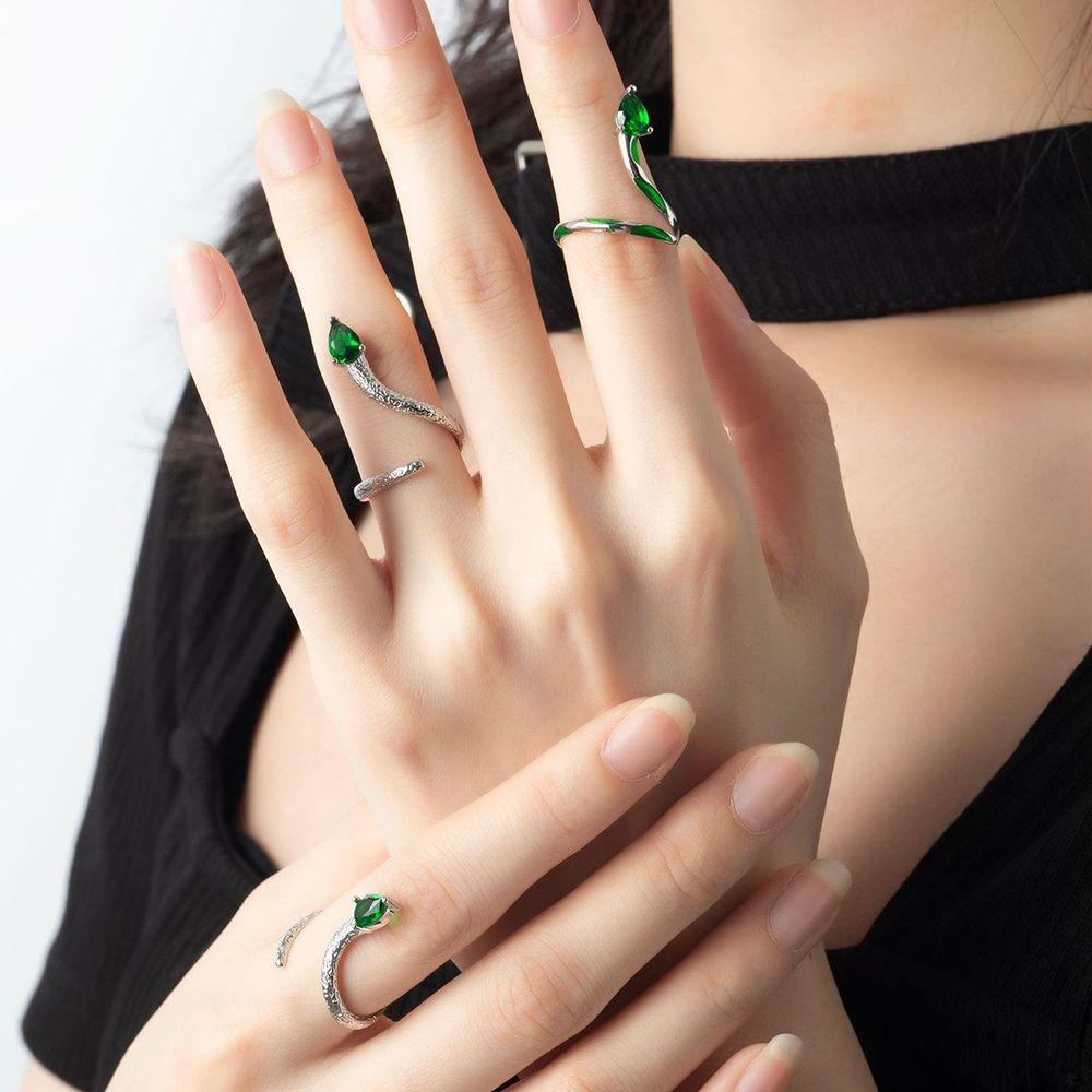 Nhẫn Hình Rắn Thời Trang Dành Cho Nữ