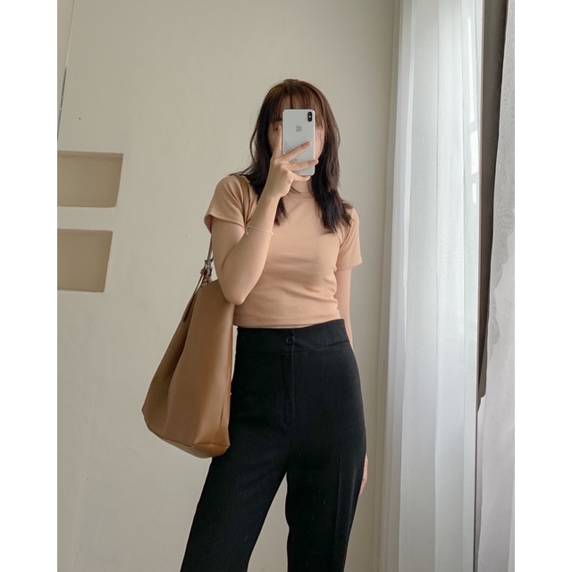Áo croptop cổ tròn 444