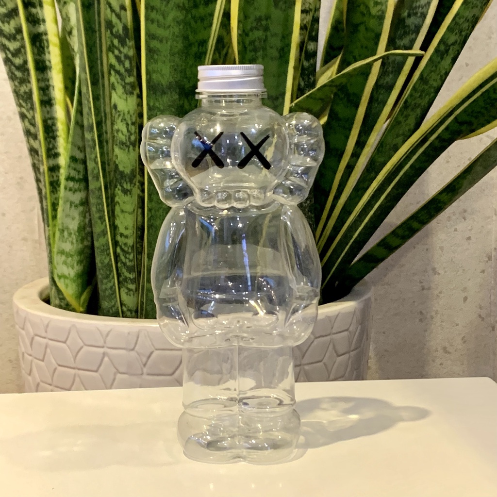 Chai Nhựa PET Nhân Vật Cao Cấp Hình Gấu KAWS 700ml