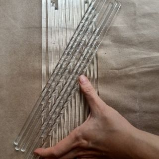 Đũa thủy tinh 1c