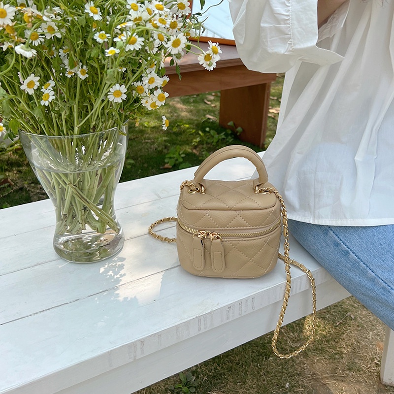 Túi Đeo Vai Thời Trang 2022 Họa Tiết Hình Thoi Phối Dây Xích Cho Nữ