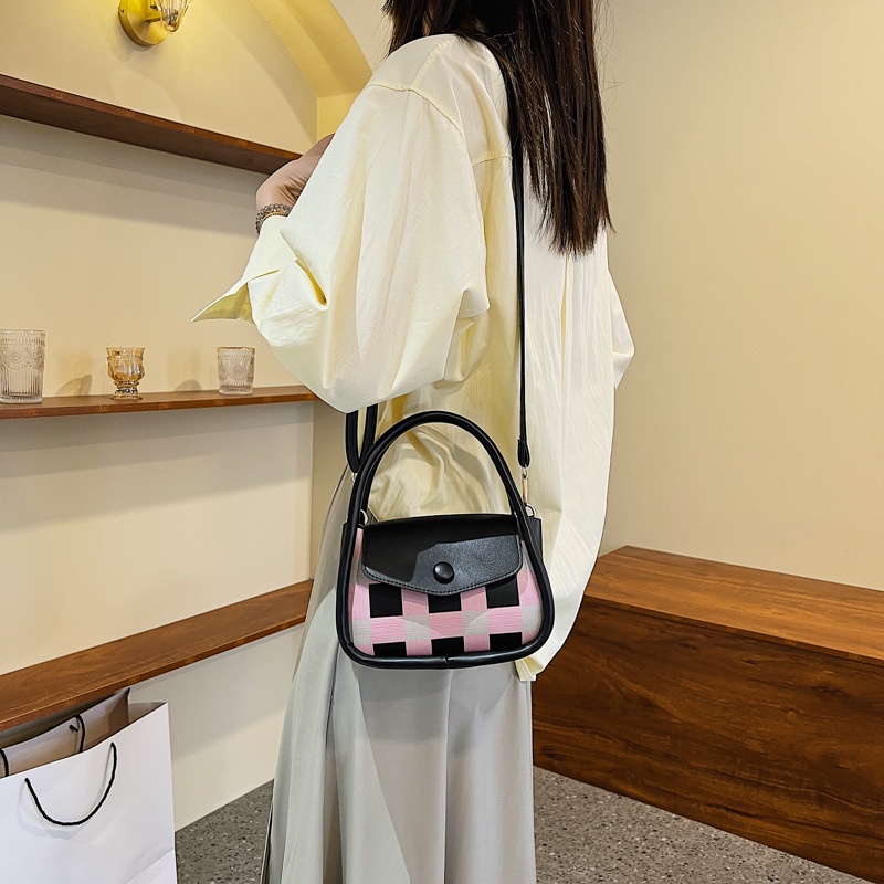 Túi Xách Đeo Vai Hình Vuông Nhỏ Nhắn Xinh Xắn Thời Trang Mùa Xuân Dành Cho Nữ 2022