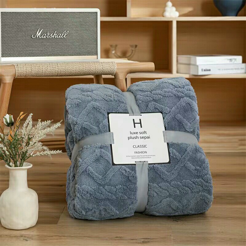 Chăn Cừu Vặn Thừng Nhập Khẩu Loại 1, Mền Lông Cừu Siêu Nhẹ Mẫu Mới Nhất Năm Dành Cho 4 Mùa Kích Thước 2Mx2M3