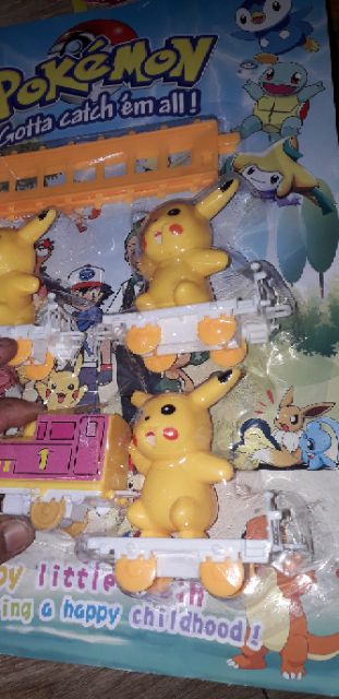 Set bộ xe lửa và đường ray tặng kèm pin