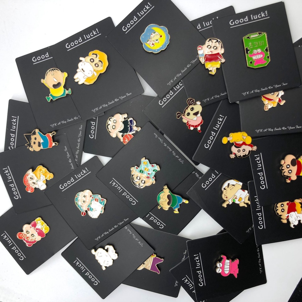Ghim Cài Áo Hình Cậu Bé Bút Chì Shin-Chan Dễ Thương Sáng Tạo
