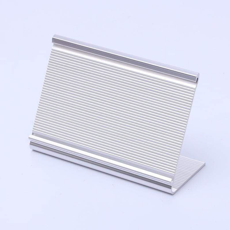 Cây để giá bán bánh trong quầy siêu thị, quầy bánh