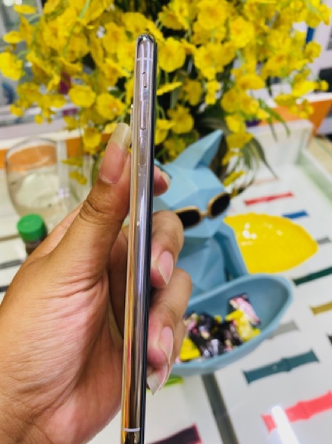 Điện thoại iPhone XS Max 64Gb trắng - mới 99%