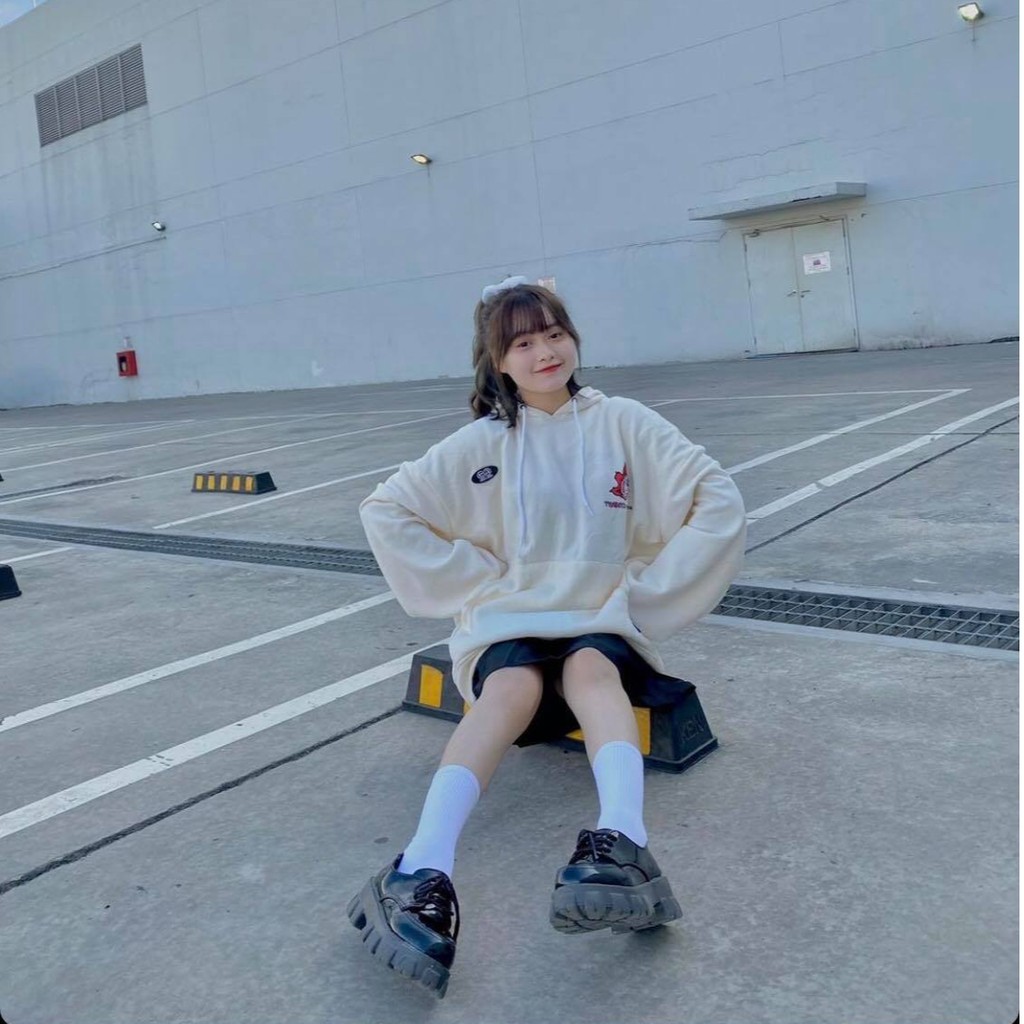 HOODIE AMONG 20 YEARS OLD | BigBuy360 - bigbuy360.vn