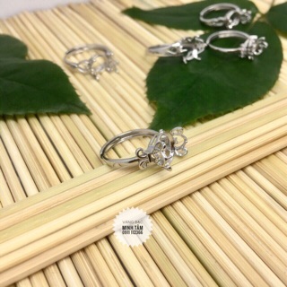 Ổ Nhẫn bạc lồng đá phong thuỷ