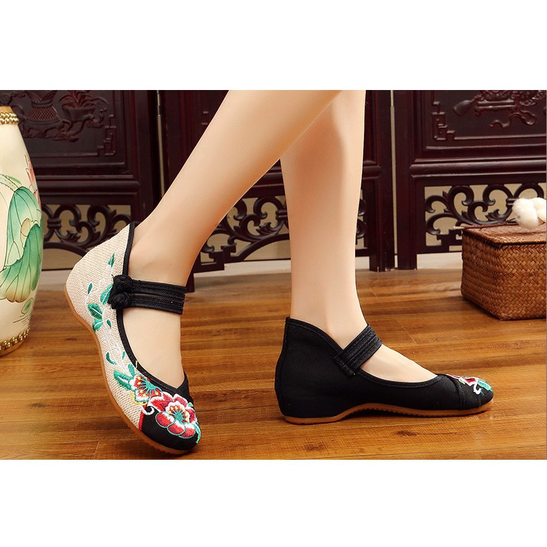 Giày búp bê nữ thêu hoa phong cách Trung Quốc