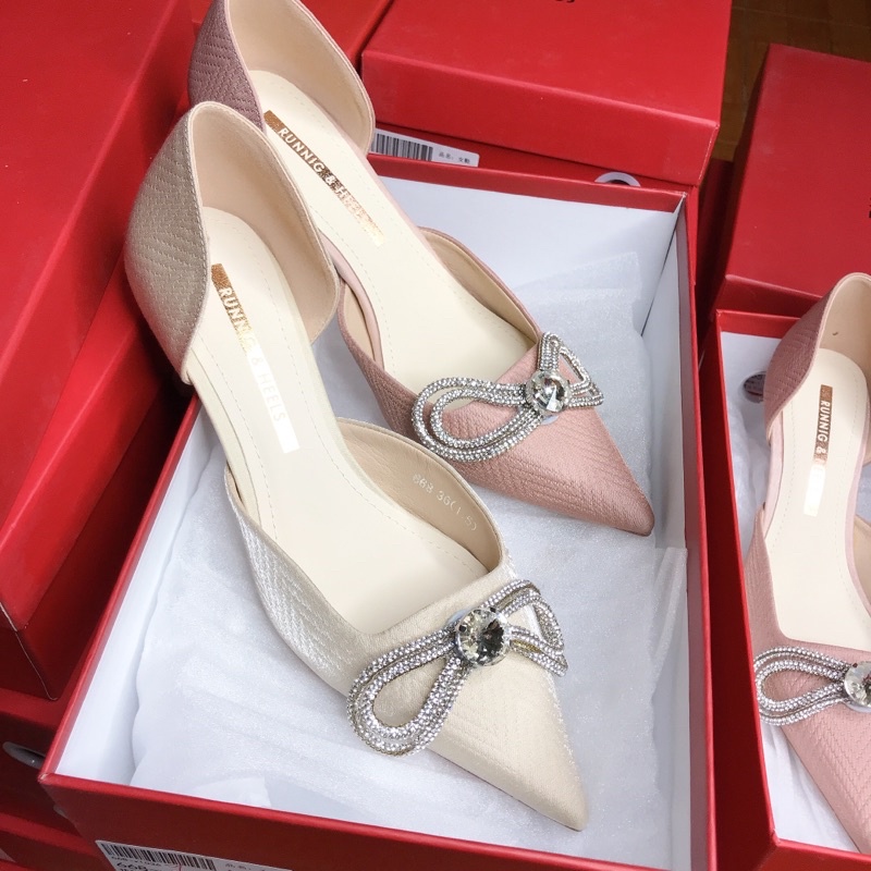 Giày cao gót nơ dây khoét eo QCCC Full box RH-668-9