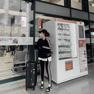 Set bộ thể thao kẻ sọc phối vạt sơ mi