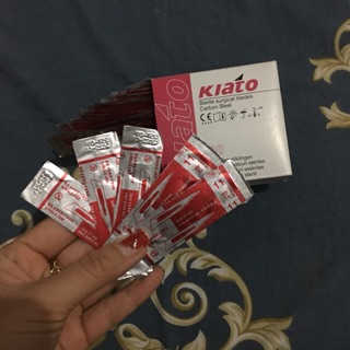 Dao rạch mụn size 11 dành cho spa.