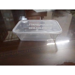Thùng 300 hộp nhựa vuông trong 550ml  ( 2500đ/bộ)