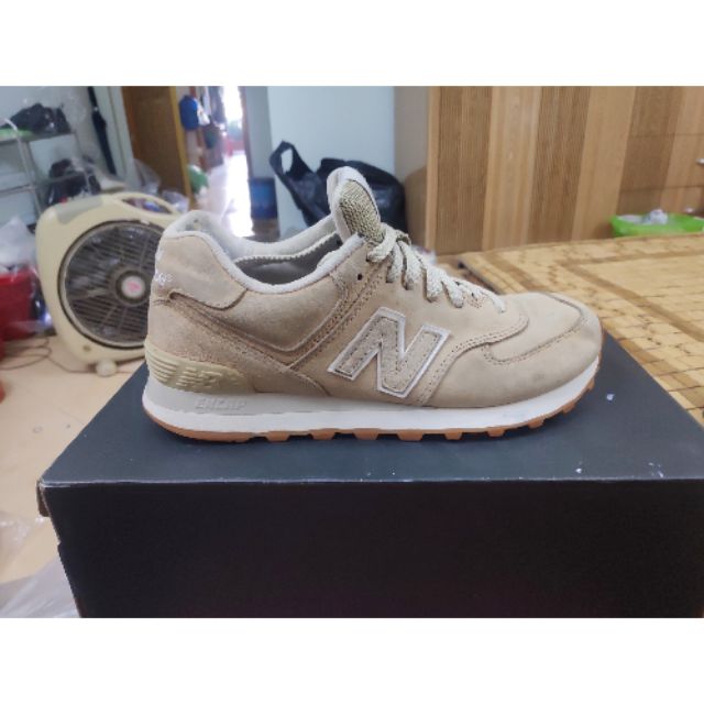 Giày new balance cổ thấp size 38