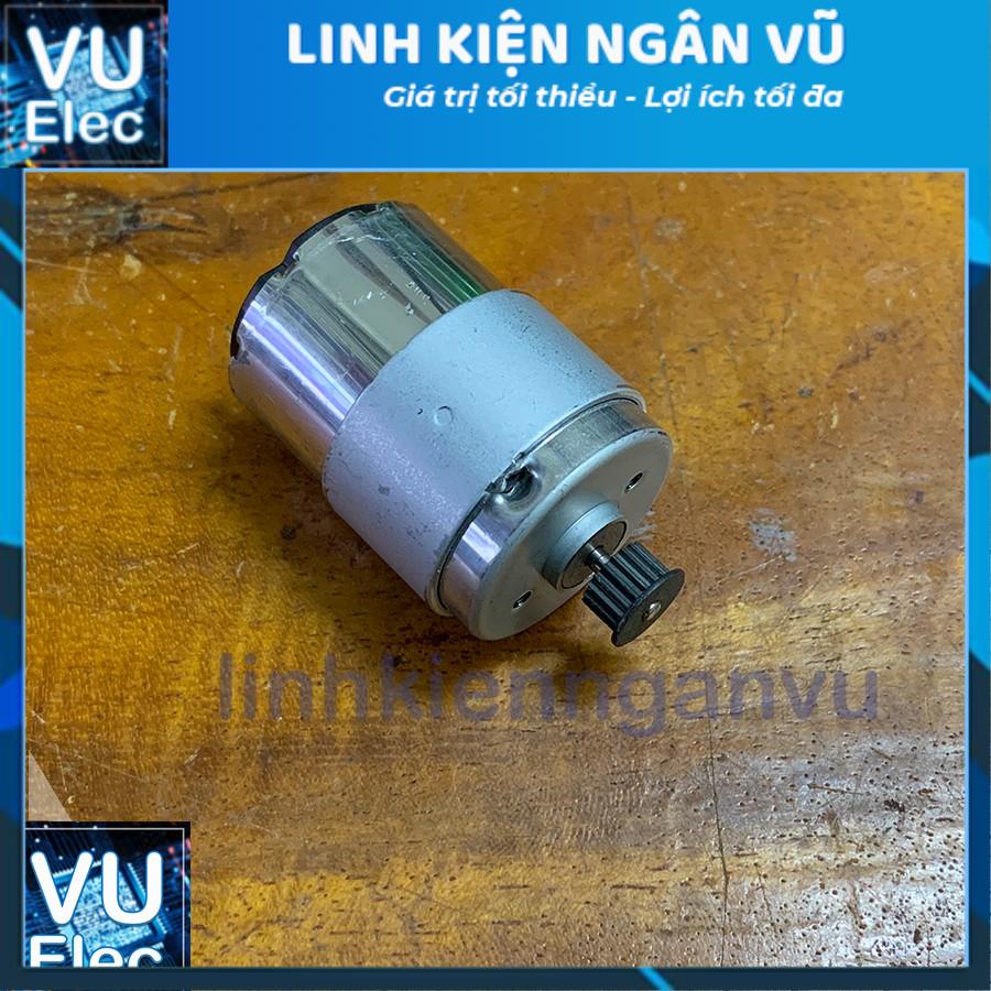 Bộ kích ô tô GB40 12V 1000A tích hợp sạc dự phòng 5V2.1A
