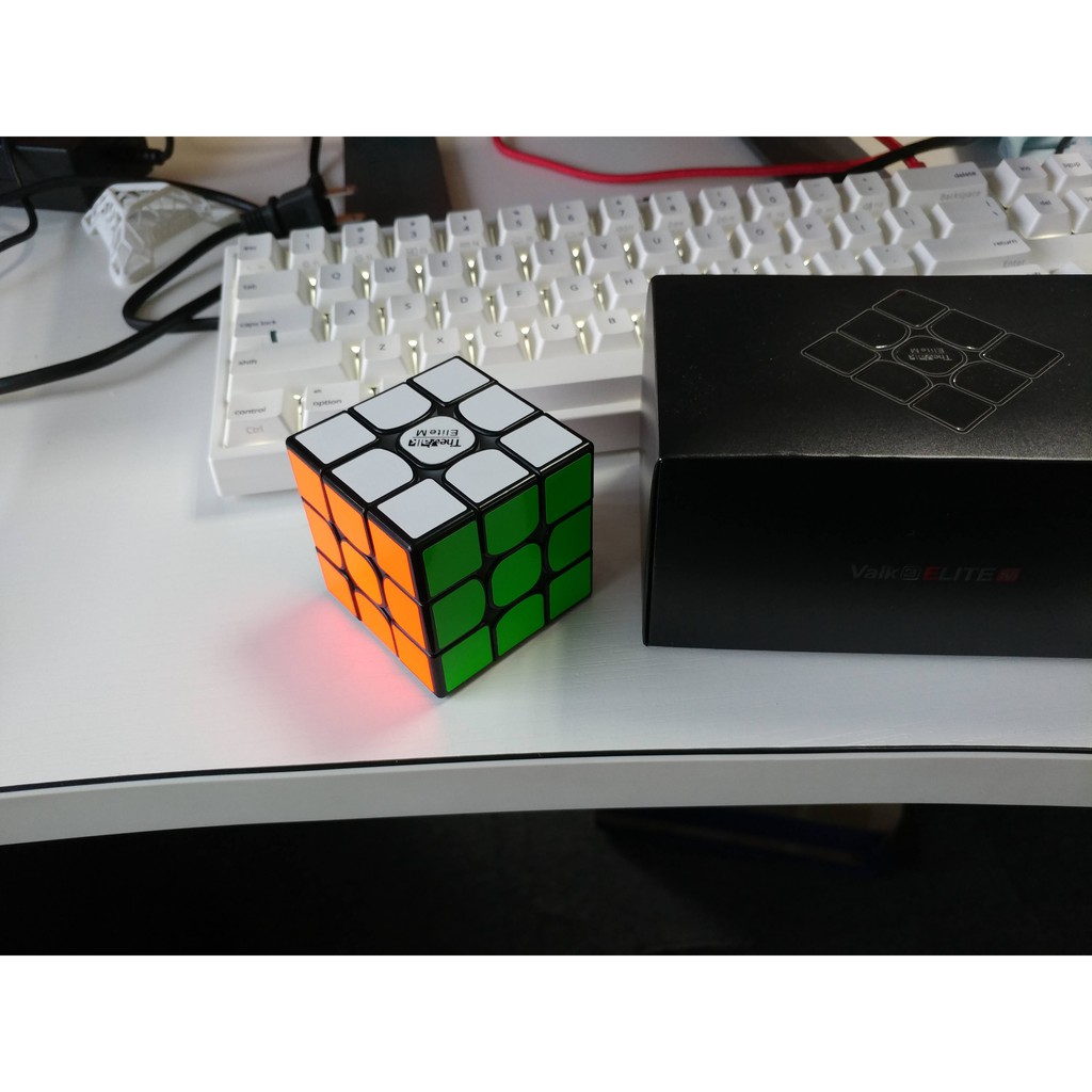 Rubik 3x3 QiYi The Valk 3 Elite M