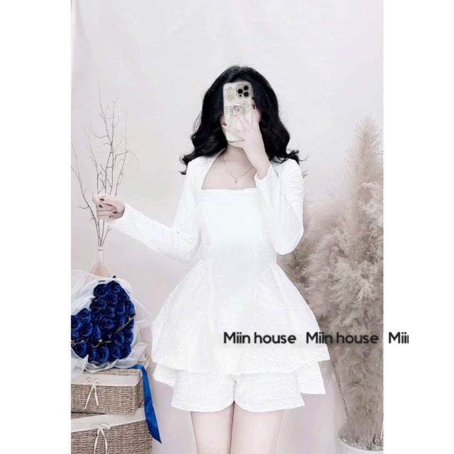 Set xốp phồng áo peplum quần short