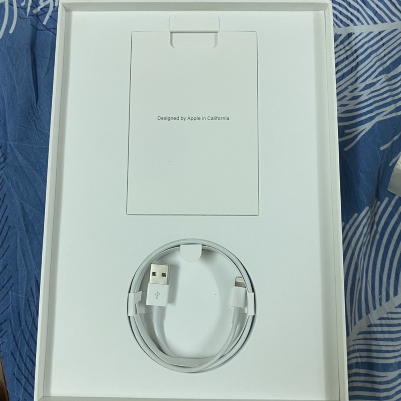 iPad WiFi 32GB New 2018 - Hàng Chính Hãng - Silver, chưa active, Rách seal