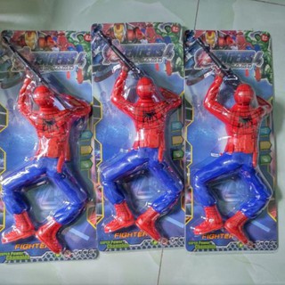 Đồ chơi người nhện, đội trưởng Mỹ bò bắn súng.