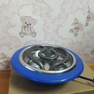 Bếp hơ lá trầu cho bé sau sinh