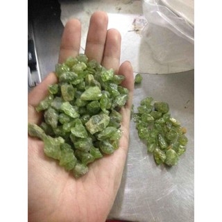 Set 50g Đá Vụn Xanh Peridot Thô Không Lỗ Thanh Tẩy
