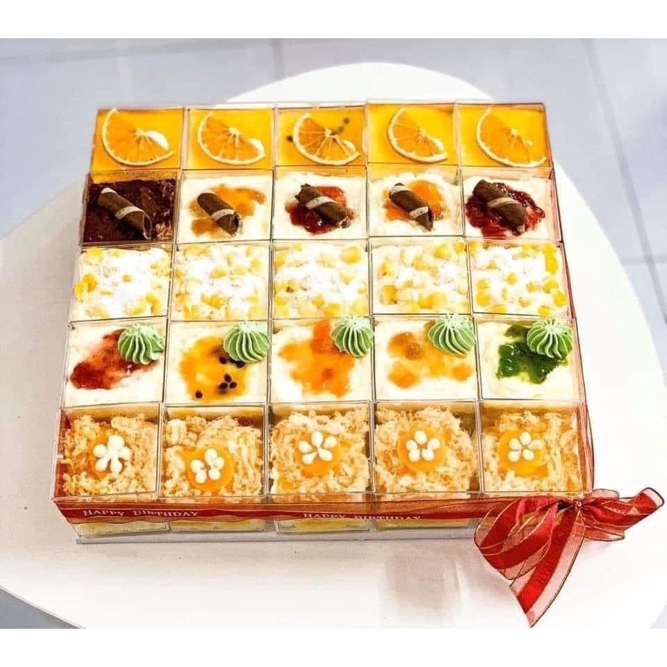 Set 100 hộp mica vuông LC5550 đựng bánh lạnh