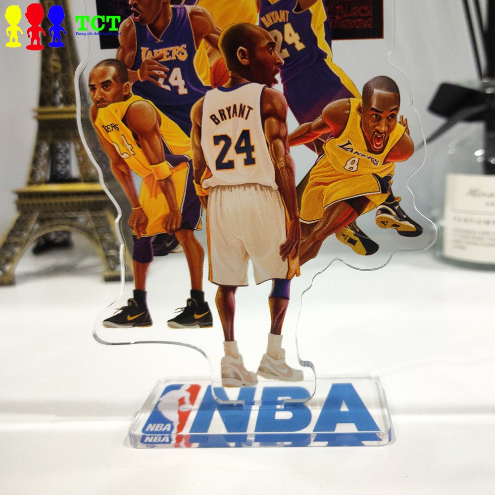 Tượng standee acrylic cầu thủ bóng rổ NBA Kobe Bruyant