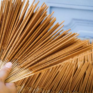 Nhang Sạch Vỏ Quế Rừng