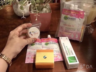 Sét Trị Nám Thái Lan GARNIER 5 Món