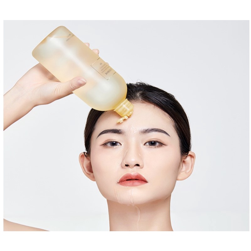 Nước Tẩy Trang Hoa Cúc làm dịu da Lucenbase 500ml