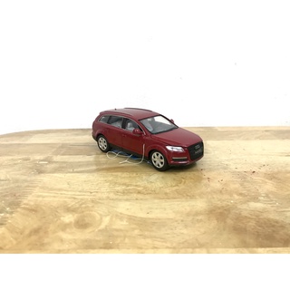 Mô hình xe Audi Q7 _ Tỷ lệ 1:32
