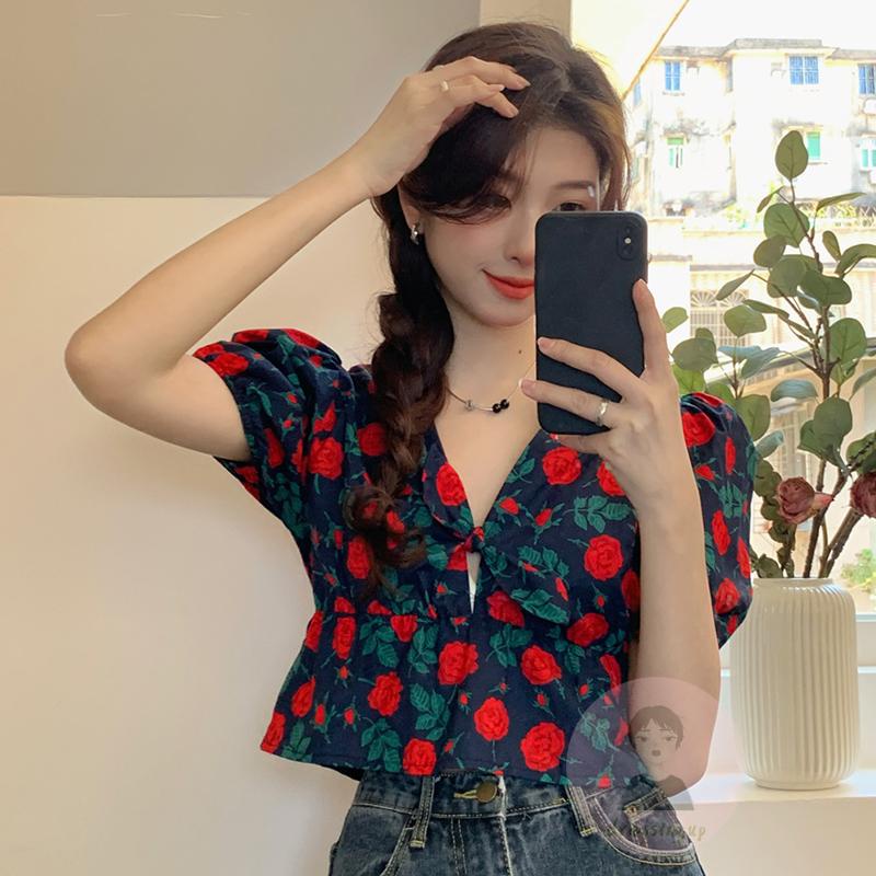Áo Thun Ngắn Tay Cổ Chữ V Thắt Nút Trước In Họa Tiết Hoa Hồng Cho Nữ