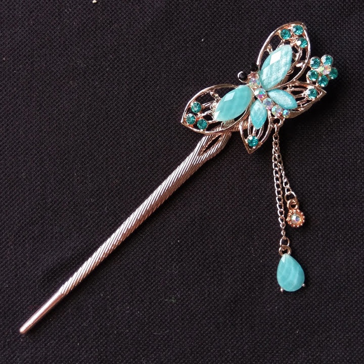 Trâm cài tóc đính đá họa tiết bươm bướm tua rua vintage