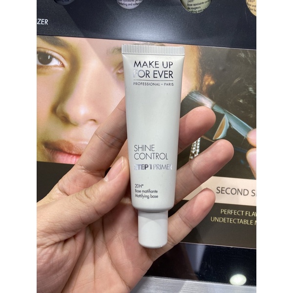 Kem Lót Dành Cho Da Dầu Shine Control Step 1 Primer 20H Base Matifiante 30ml