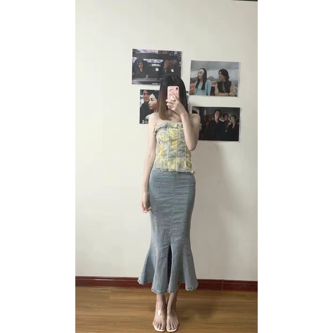 Chân váy jeans nàng tiên cá xinh đẹp mẫu mới nhất mùa xuân hè 2023 phong cách Hàn Quốc