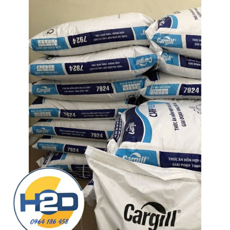 1kg Cám cá Cargill  dùng cho cá Chép, cá koi, cá rô...làm mồi câu