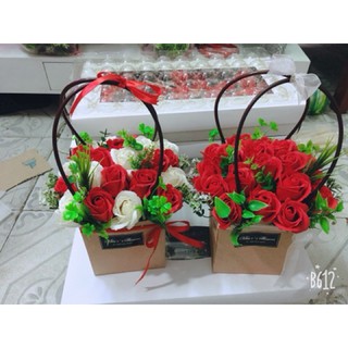 GIỎ HOA SÁP 20,30 bông - TT1205