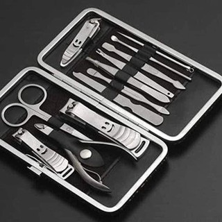Bộ bấm móng tay 12 món tiện dung